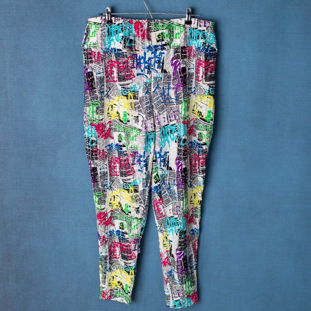 Love Star Graffiti Style Scrunch Butt Women's 3XL Leggings